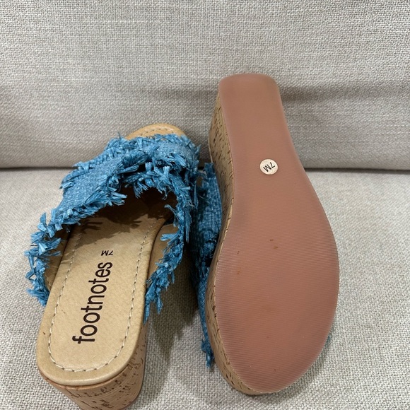 Footnotes Women's Blue Woven Sandals size 7 - Picture 6 of 6